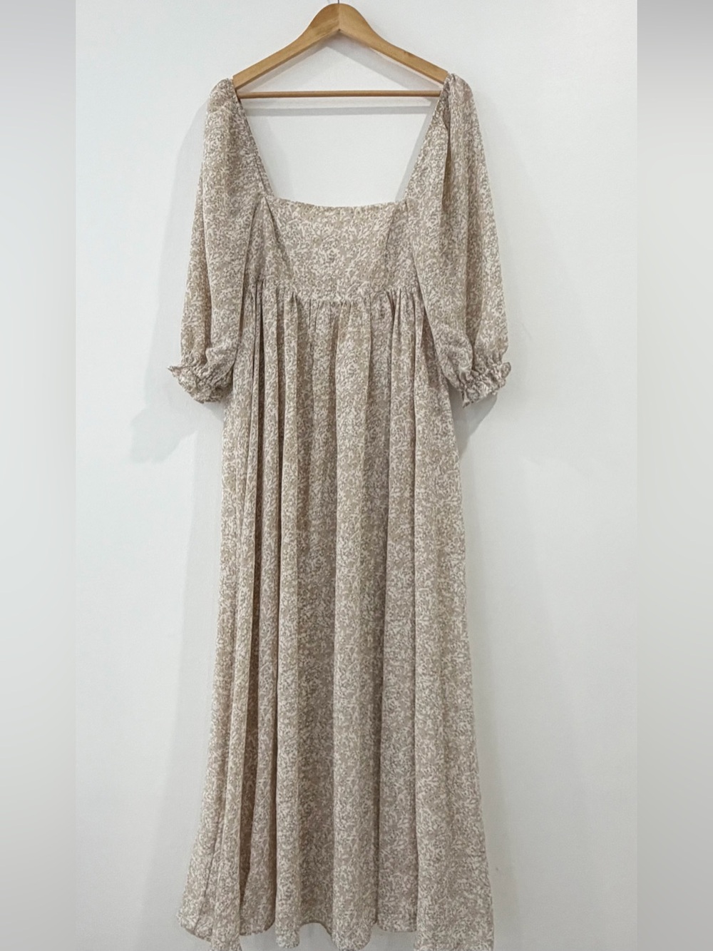 Storia Juliet Tan Floral Babydoll Maxi Dress Size Large Coquette